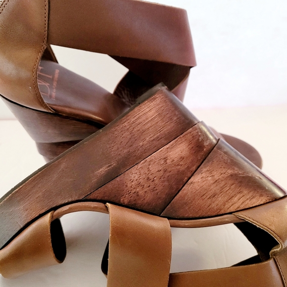 Diane von Furstenberg Opal Crisscross Wedge Sandal Sz 8.5 - Picture 3 of 12